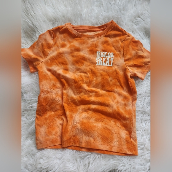 Trick or Treat Graphic Tee *5 add on* - Picture 1 of 2